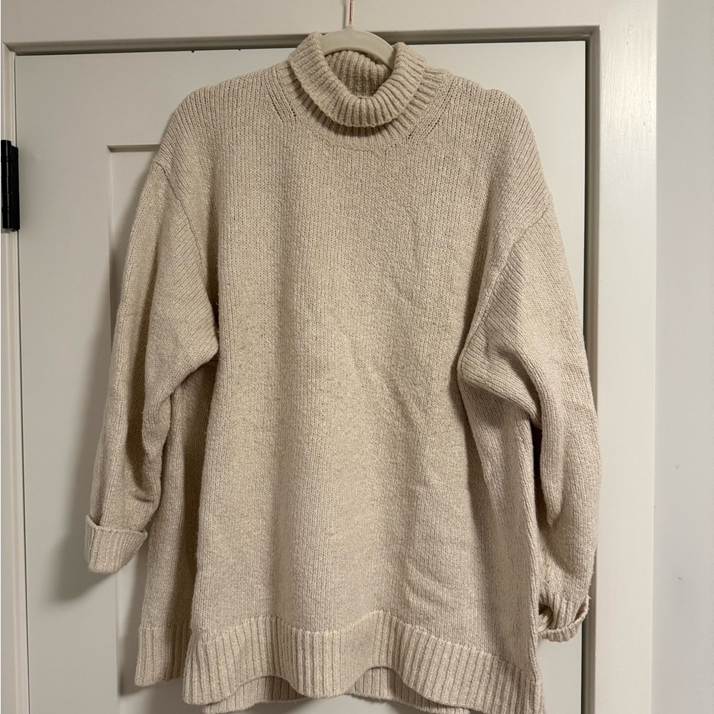 Uniqlo Cream Turtleneck Sweater